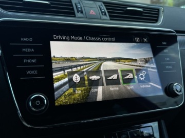 Skoda Superb III Scout 2.0 TDI SCR 200KM 2023 Skoda Superb Combi Sportline | Hak | Webasto | ACC, zdjęcie 30