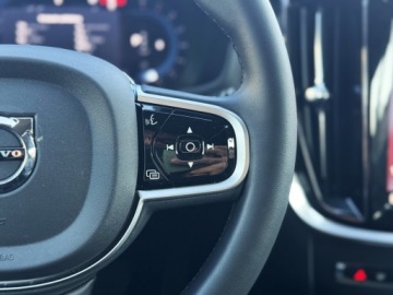 Volvo V60 II  Kombi Facelifting 2.0 B4 B 197KM 2025 Volvo V60 B4 B Plus Dark | Harman Kardon | Full LE, zdjęcie 9