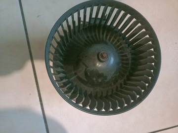 FIESTA MK7 WENTYLATOR NAWIEWU DMUCHAWY 0130115551