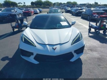 Chevrolet Corvette C7 2022 Chevrolet Corvette Stingray 2LT 2022 6.2 Benzyna 490KM, zdjęcie 7