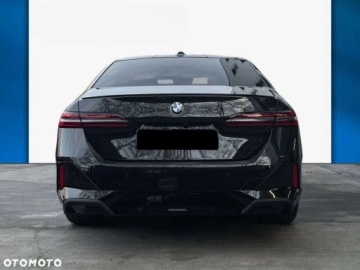 BMW Seria 5 G90-91 Touring 2.0 520d 197KM 2025 BMW Seria 5 BMW Seria 5 2.0 Diesel 197KM, zdjęcie 4