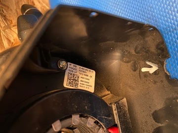 MERCEDES G 463 PÁSEK POD VOLANT MINCE 4639006501