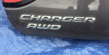 DODGE CHARGER 15 16 ZNAK NÁPIS AWD