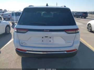 Jeep Grand Cherokee V 2023 Jeep Grand Cherokee 2023 Jeep Grand Cherokee Laredo 4x4 3.6 Benzyna 293KM, zdjęcie 3