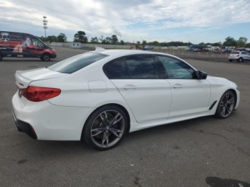 BMW Seria 5 G30-G31 2020 BMW Seria 5 M550xi 2020 4.4l 4.4 Benzyna 523KM, zdjęcie 3