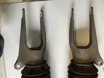 2× TLUMIČ PÍST PRAVÝ PŘEDNÍ 97034305208 DO PORSCHE PANAMERA 970 2009-