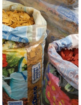 Zrębki dekoracyjne czerwone 50L wokas