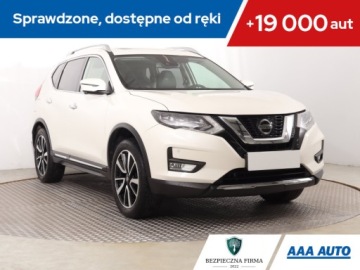 Nissan X-Trail III Terenowy Facelifting 1.3 DIG-T 160KM 2019 Nissan X-Trail 1.3 DIG-T, Salon Polska