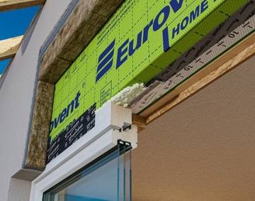 УПЛОТНИТЕЛЬНАЯ ЛЕНТА ДЛЯ ТЕПЛОГО МОНТАЖА ОКОН НА ПОЛНОСТЬЮ КЛЕЙНАЯ, НАРУЖНАЯ