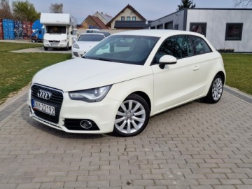 Audi A1 I 2010 Audi A1 3-drzwiowe 1.6tdi 110KM Sport Bixenon Ledy
