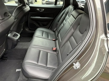 Volvo V60 II  2021 Volvo V60 Inscription Orrefors Sweden FV23%, zdjęcie 12