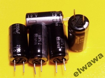 Kondensator el. 2200uF 10V PANASONIC Z cena 30szt.