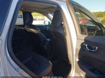 Volvo XC60 II 2023 Volvo XC 60 B5 Plus Bright Theme 2023 2.0l 2.0 Benzyna 247KM, zdjęcie 12