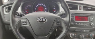 Kia Ceed II Kombi 1.4 DOHC 100KM 2012 Kia Ceed 1.4 benz ,bezwypadek ,jeden wlasc ,nowy rozrzad 1.4 Benzyna 100KM, zdjęcie 13