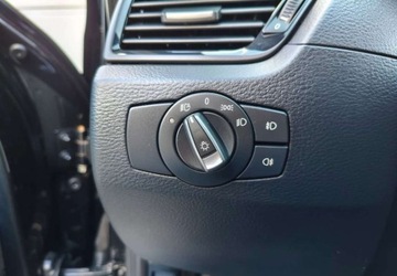 BMW X1 E84 Crossover Facelifting xDrive 18d 143KM 2014 BMW X1 BMW X1 2.0 Diesel 143KM, zdjęcie 16