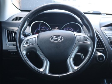Hyundai ix35 SUV Facelifting 2.0 CRDi 136KM 2014 Hyundai ix35 2.0 CRDi, 4X4, Skóra, Klima, zdjęcie 14