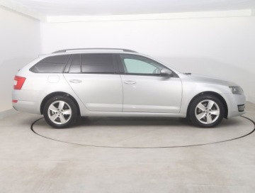 Skoda Octavia III Kombi 2.0 TDI 150KM 2016 Skoda Octavia 2.0 TDI, Salon Polska, Serwis ASO, zdjęcie 5