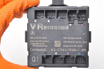 MERCEDES W246 MODUL DVEŘE PRAVÝ PŘEDNÍ A1669004402