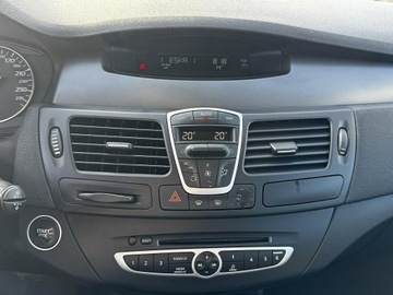 Renault Laguna III Hatchback 2.0 16v 140KM 2009 Renault Laguna Benzyna Climatronic Gwarancja, zdjęcie 16