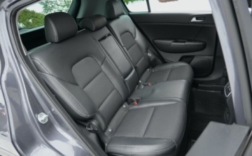 Kia Sportage III SUV Facelifting 1.7 CRDi 115KM 2016 Kia Sportage 1,7 CRDI 115 KM BI-Xenon Nawigacja Kamera asystent 1.7 Diesel, zdjęcie 28