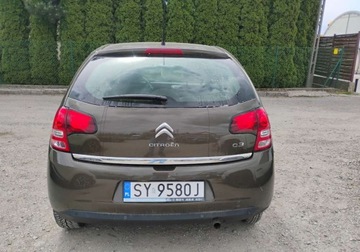 Citroen C3 II 2013 Citroen C3 2013r, 1.2 Benzyna. Uszkodzony lewy bok i lekko prawy tyl. Jezd, zdjęcie 16