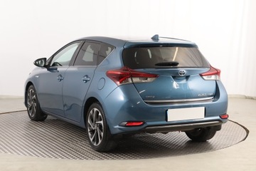 Toyota Auris II Hatchback 5d Facelifting 1.8 Hybrid 136KM 2015 Toyota Auris Hybrid, Salon Polska, Serwis ASO, zdjęcie 3