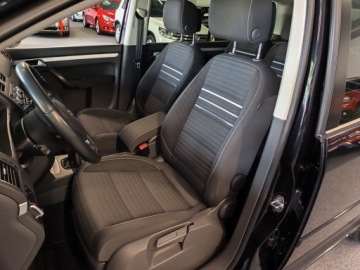 Volkswagen Touran II 1.6 TDI 105KM 2014 Volkswagen Touran II 1.6 VW TDI, Kamera, Nawi, zdjęcie 6
