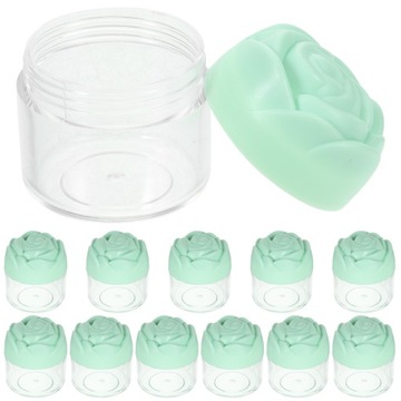 Косметические баночки с кремом для тела в бутылках