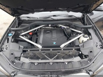 BMW X6 G06 2023 BMW X6 XDrive40I 2023 3.0l 3.0 Benzyna 335KM, zdjęcie 8