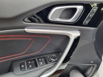 Kia Ceed III Hatchback Facelifting  1.6 T-GDI 204KM 2022 KIA CEED 1.6 T-GDI GT DCT, Przebieg 31920km, Serwis, Gwaranacja fabryczna, zdjęcie 5