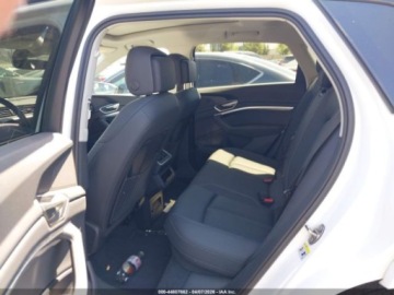 Audi Q8 2024 Audi Q8 e-tron Premium Quattro, 2024r., 4x4, Elektryczny 355KM, zdjęcie 9