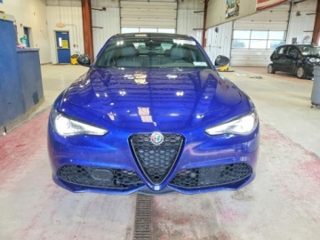 Alfa Romeo Giulia II Sedan Facelifting 2.0 Turbo 280KM 2020 Alfa Romeo Giulia Ti 2020 2.0 Benzyna 280KM, zdjęcie 5
