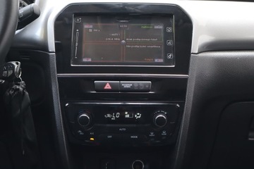 Suzuki Vitara III SUV 1.6 VVT 120KM 2018 Suzuki Vitara 1.6 VVT, Salon Polska, Klima, zdjęcie 15