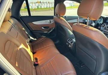 Mercedes GLC C253 SUV Facelifting 2.0 300d 245KM 2019 Mercedes-Benz GLC 2.0DieselLiftJak nowyZarejestrowany w Polsce 2.0 245KM, zdjęcie 14