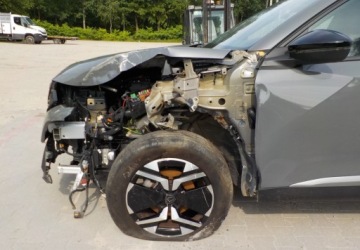 Peugeot 2008 II SUV Facelifting 1.2 PureTech 130KM 2024 Peugeot 2008 Okazja 1.2 Benzyna 130KM, zdjęcie 13