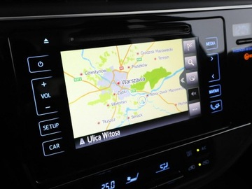 Toyota Auris II Hatchback 5d Facelifting 1.8 Hybrid 136KM 2016 Toyota Auris HEV panorama klima auto navi kamera, zdjęcie 24