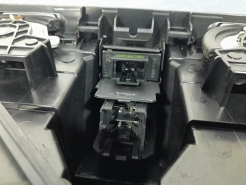 VW GOLF V CENTER AIR ВОЗДУШНАЯ РЕШЕТКА 1K0819743B