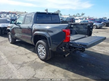 Toyota Tacoma II 2024 Toyota Tacoma 2024r., SR5, od ubezpieczalni 2.4 Benzyna 278KM, zdjęcie 4