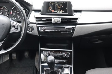 BMW Seria 2 F22-F23-F45-F46 Gran Tourer 218d 150KM 2016 BMW 2 Gran Tourer 218d Gran Tourer, Serwis ASO, zdjęcie 11