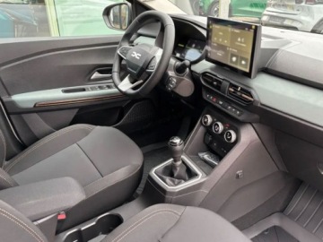 Dacia Jogger 2026 Od ręki - Extreme 7os. 1.2 Eco-G LPG 120KM / Pakiet Zimowy, zdjęcie 5