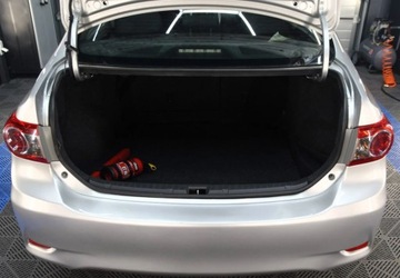 Toyota Corolla X Sedan Facelifting 1.4 D-4D 90KM 2013 Toyota Corolla Polski salon_1.4 D_90KM _ klimatyzacja _ podgrzewane fotele, zdjęcie 10