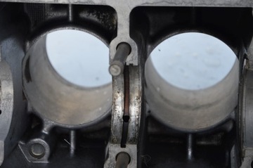 PORSCHE 944 2.5 БЛОК ДВИГАТЕЛЯ 9441011019R