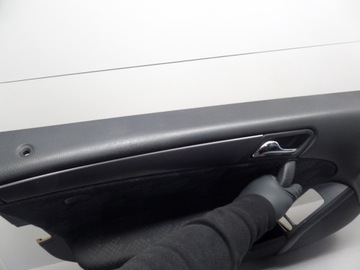 ОБИВКА БОКОВОЙ ДВЕРИ ЛЕВАЯ ПЕРЕДНЯЯ MERCEDES-BENZ C CLASS W203