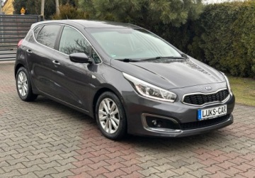 Kia Ceed II Hatchback 5d Facelifting 1.6 GDI 135KM 2015 Kia Ceed LIFT 1,6 GDI 135KM Navi Climatronic Led Bezwypadkowy 2015r. SERWIS, zdjęcie 7