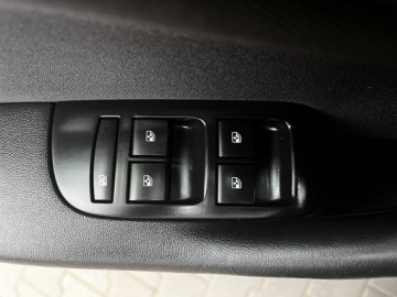 Opel Zafira C Tourer Facelifting 1.4 Turbo 140KM 2016 Opel Zafira 7-osób NAVI+2XKLIMA Kraj Bezwypadkowy, zdjęcie 32