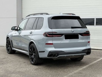 BMW X7 SUV M Facelifting 4.4 M60i 530KM 2025 BMW X7 M60i xDrive Suv 4.4 (530KM) 2025, zdjęcie 1