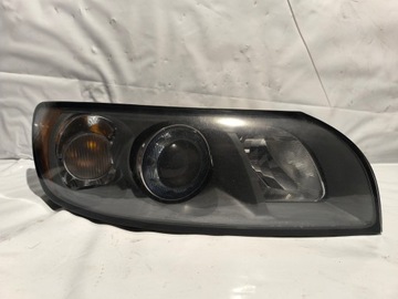 LAMPA PRAWA PRZÓD PRZEDNIA XENON VOLVO V50 EUROPA