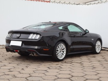 Ford Mustang VI Convertible 5.0 Ti-VCT 421KM 2017 Ford Mustang GT V8 5.0, Salon Polska, Serwis ASO, zdjęcie 4