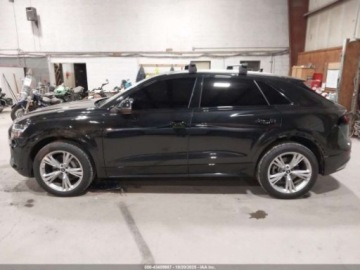 Audi Q8 2022 Audi Q8 2022 AUDI Q8 PREMIUM PLUS 55 TFSI QUATTRO TIPTRONIC 3.0 Benzyna, zdjęcie 4
