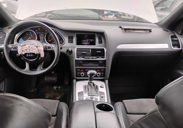 Audi A7 C7 A7 Sportback 3.0 TDI 245KM 2012 Audi Q7 2012r, 3.0 TDI 4x4. Uszkodzony przod i prawy przod. Jezdzi 3.0, zdjęcie 5